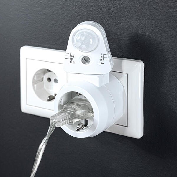 Steckdosenadapter