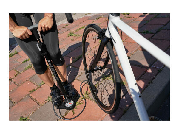 Crivit Floor Pump