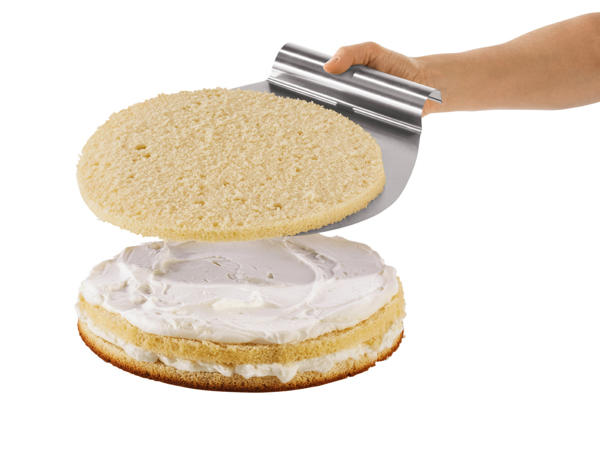 POMŮCKY NA PEČENÍ