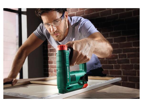 Cordless Stapler/ Nailer