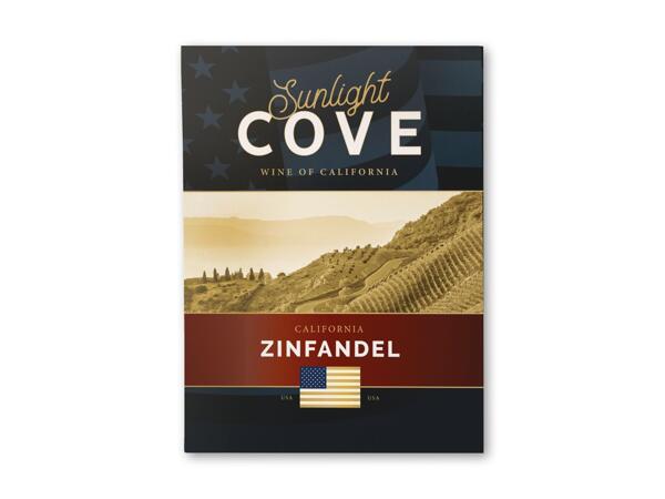 SUNLIGHT COVE Zinfandel eller Chardonnay