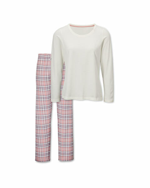 Avenue Ladies' White/Check Pyjamas