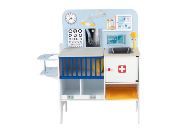 Playtive 2-in-1 Baby Clinic and Vets - 10 Piece Set
