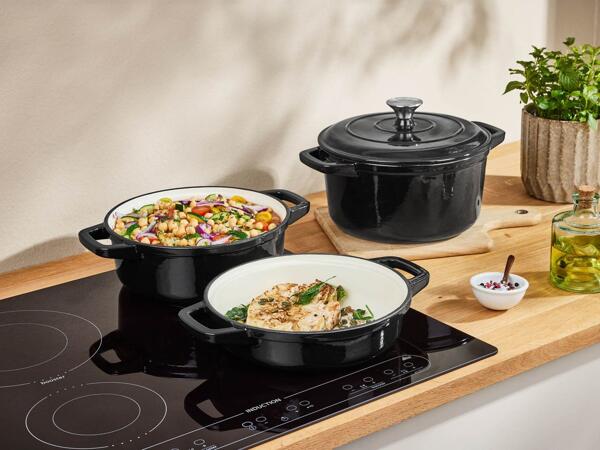 Cast iron casserole dish set, 3 pieces
