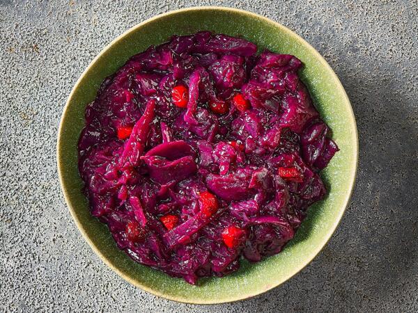 Red Cabbage with Bramley Apple