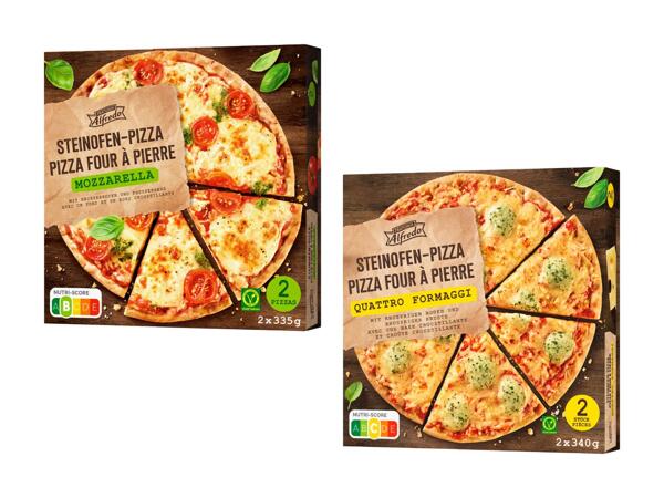 Pizzas cuites au four à pierre