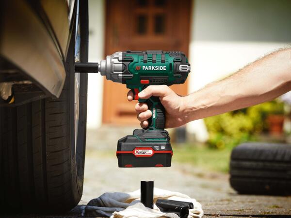 20V Cordless Vehicle Impact Wrench