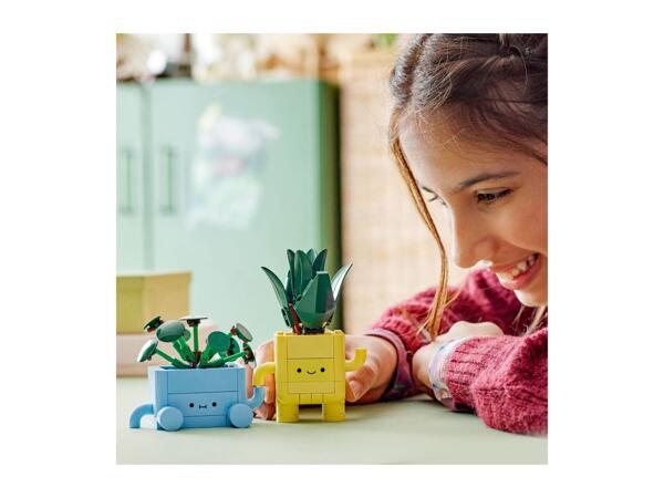 Lego(R) Botanicals Happy Plants Play Set