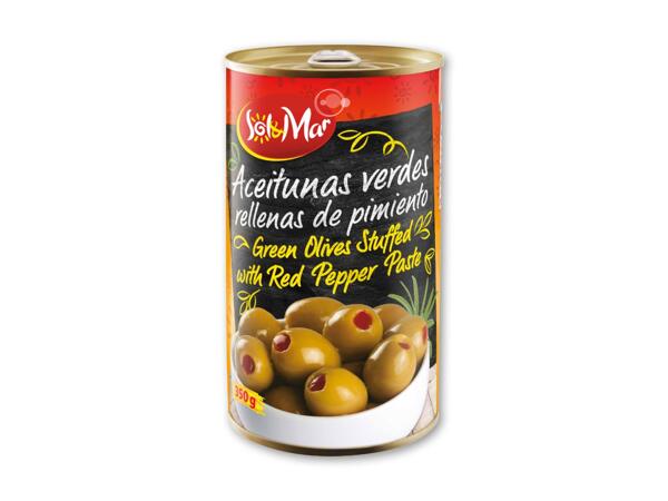 Grønne oliven med peberfrugt