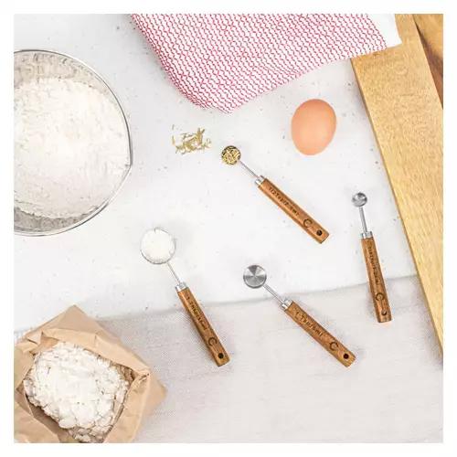 Kitchen Gadget - Measuring Spoons