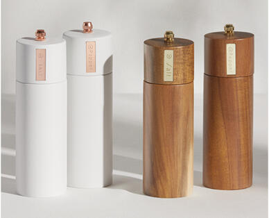 Salt and Pepper Mill Set