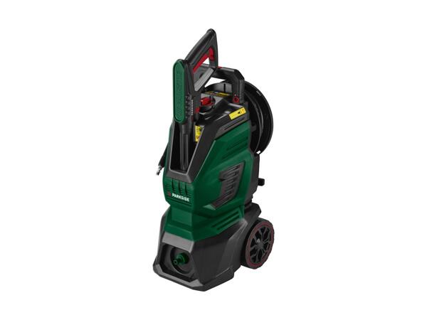 2400W Pressure Washer