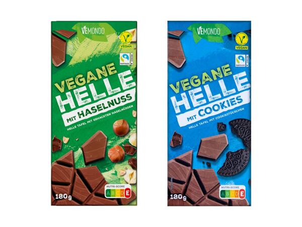 Pflanzliche Helle mit Haselnuss oder mit Cookies