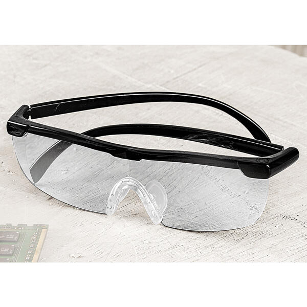 Vergrößerungsbrille