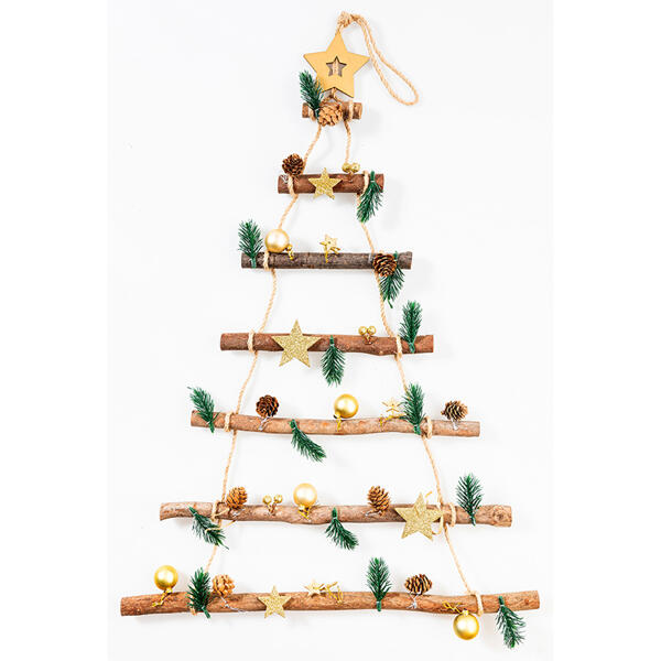 Dekorierter Wand-Weihnachtsbaum