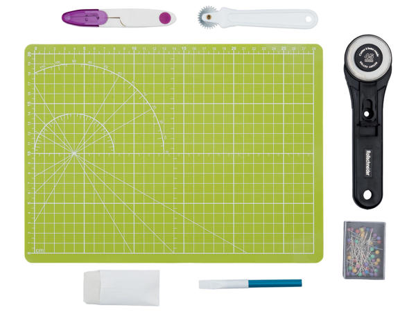 Professional Sewing Set
