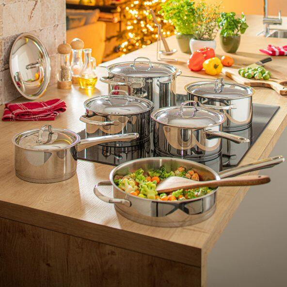 CROFTON(R) 				Batterie de cuisine, 6 pcs