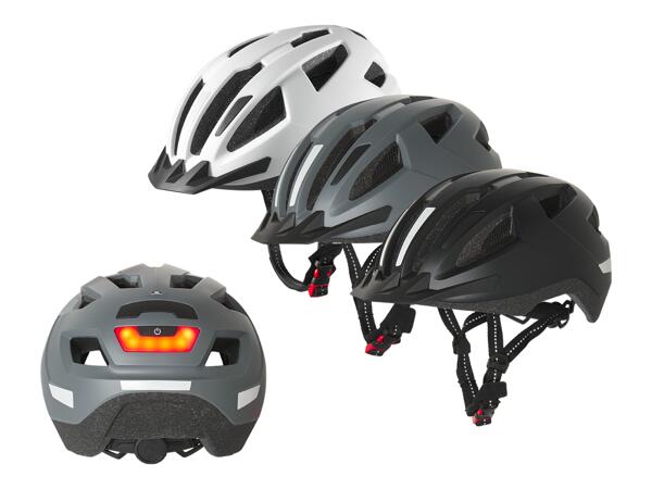 Cykelhjälm med bakljus