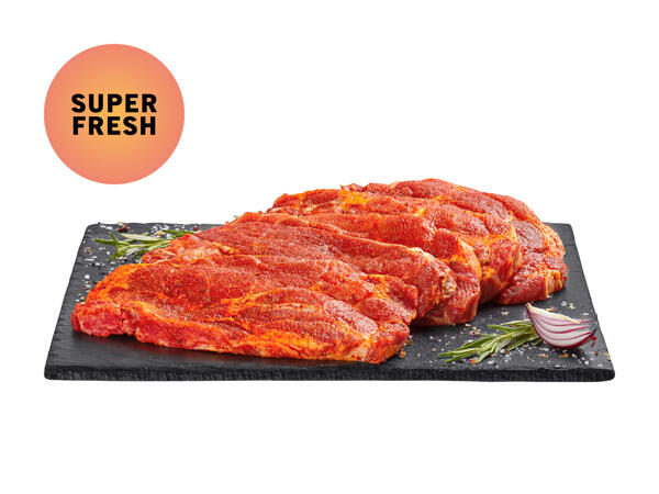 Schweinekoteletts gewürzt