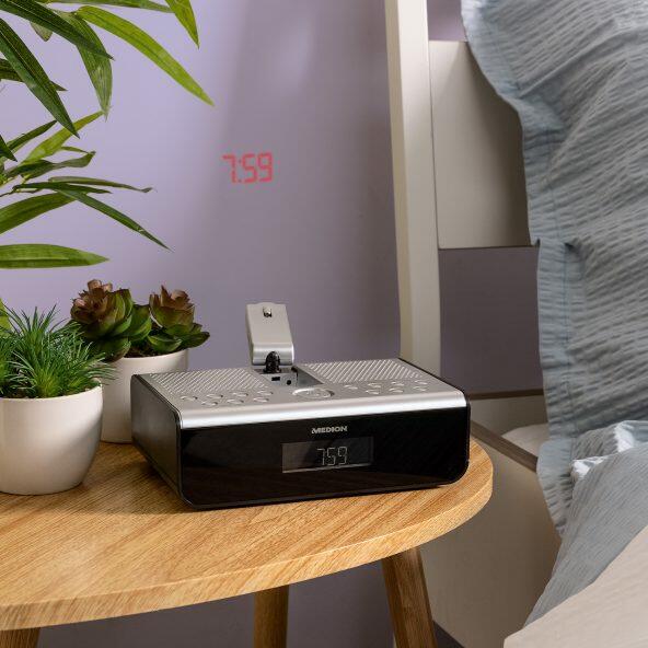 Projectiewekkerradio met DAB+