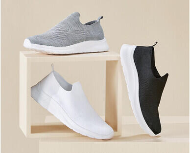 Women's Casual Comfort Shoes