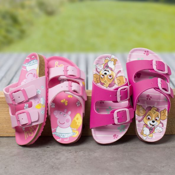 Fodformede sandaler