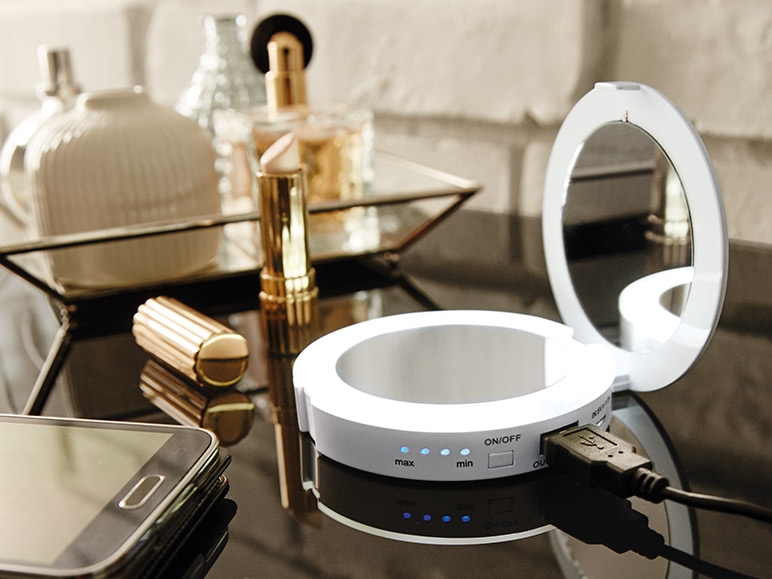 SILVERCREST Cosmetic Mirror with Integrated Powerbank