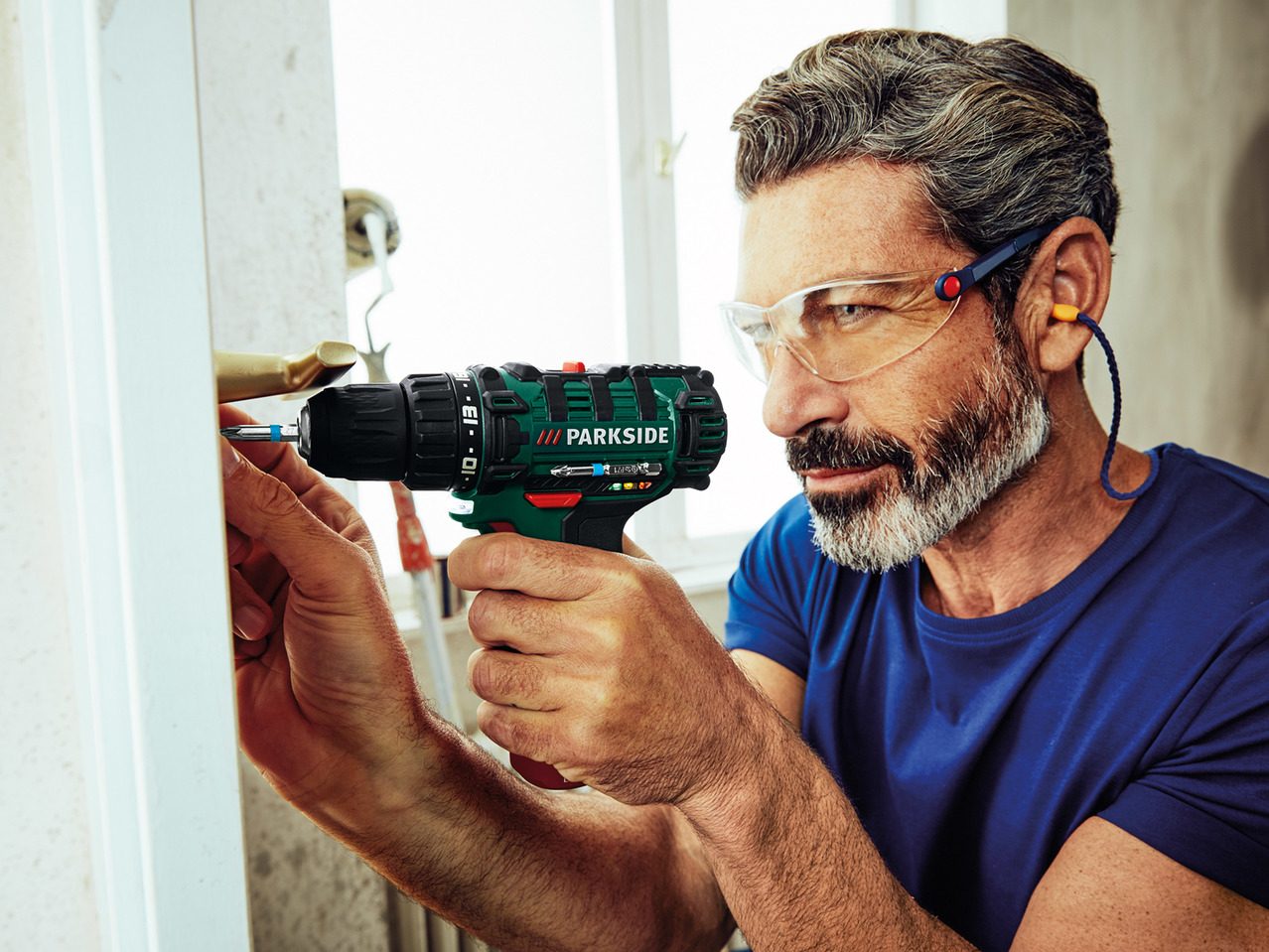 Parkside 12V Li-Ion Cordless Drill1