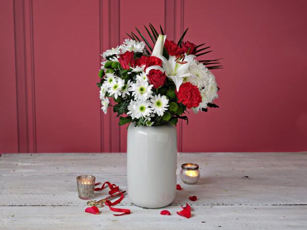 Deluxe Elegance Bouquet