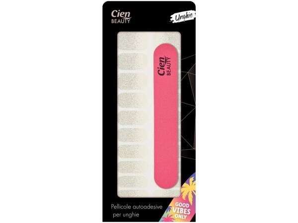 Clip-in hair tinsel, self-adhesive face jewels, stick-on tattoos or self-adhesive nail stickers