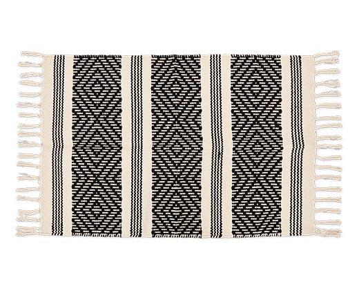 Huntington Home 
 24" x 36" Woven Accent Rug