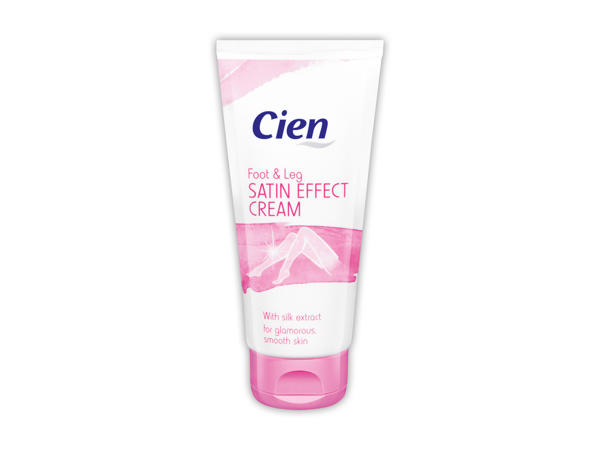 Crème effet satiné pieds et jambes