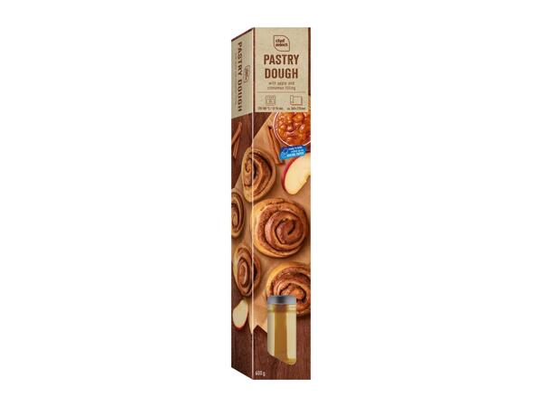 Chef Select Pastry Dough with Apple & Cinnamon Filling