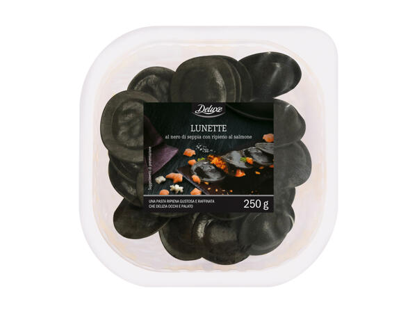 Lunette with Black Squid Ink and a Salmon Filling