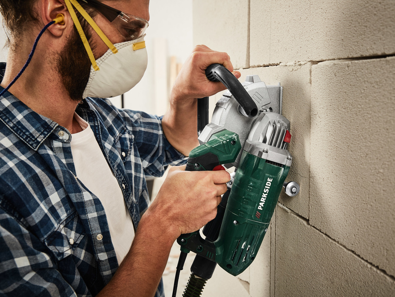 Wall Chaser