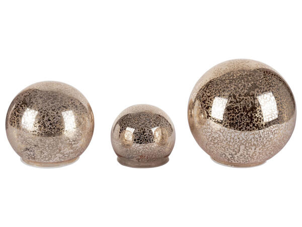 LED Lanterns or Decorative Spheres