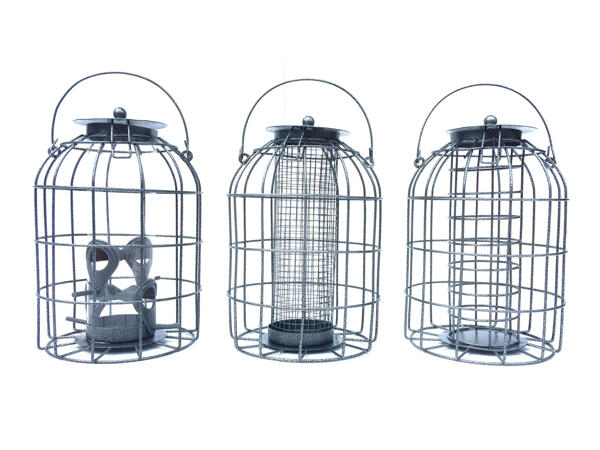 Oakdale Squirrel Resistant Bird Feeder