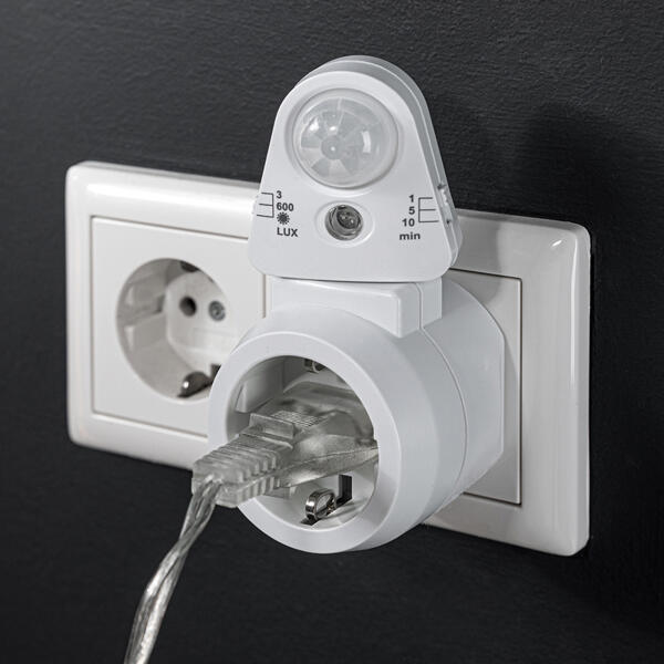 Steckdosenadapter
