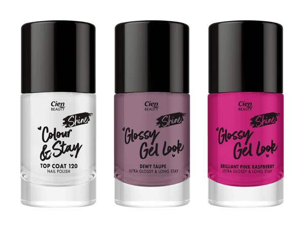 Vernis à ongles style gel