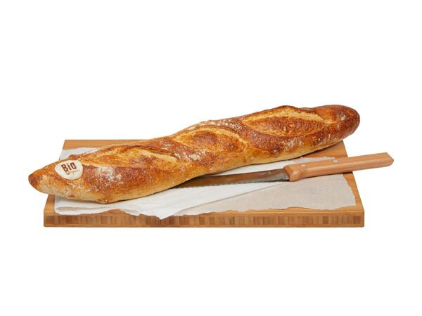 Baguette bio cuite au four à pierre