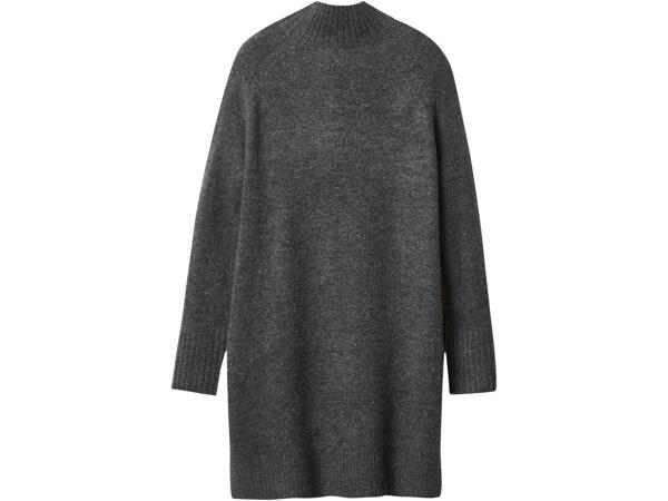 Stickad klänning