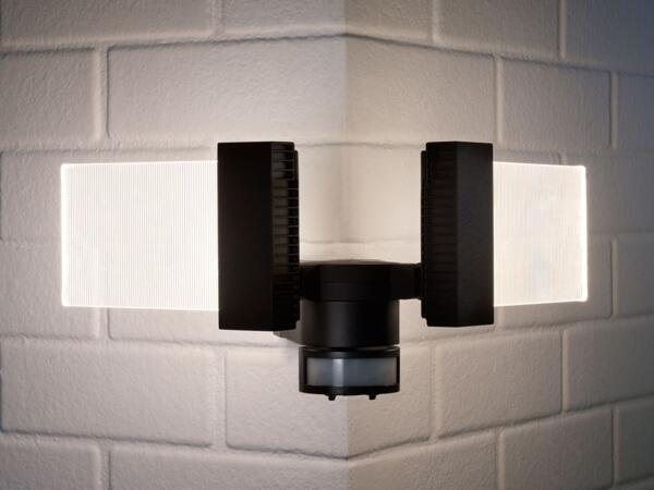 LED-Außenstrahler mit Bewegungsmelder