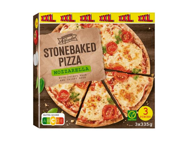Pizza mozzarella cuite au four à pierre XXL