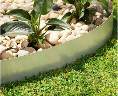 Lawn Border