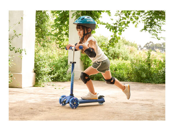 Playtive Tri-Scooter With LED Wheels