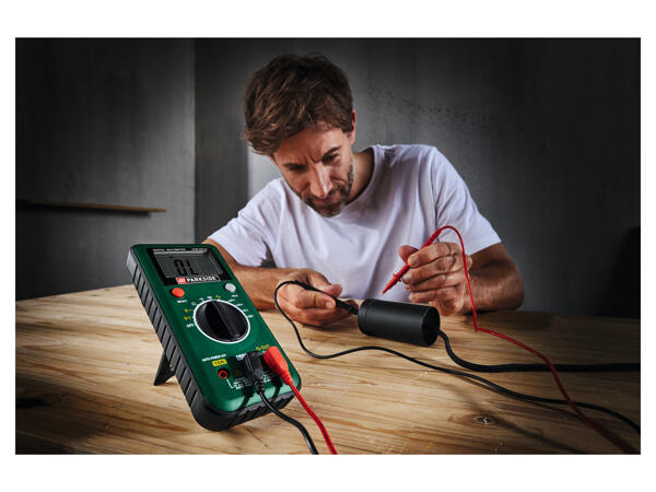 Digital Auto Range Multimeter