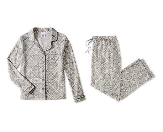 Serra 
 Ladies 2 Piece Flannel Pajama Set