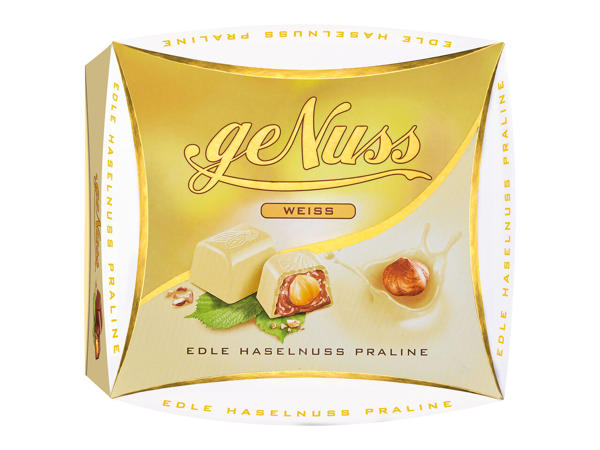 GENUSS Haselnusspralinen