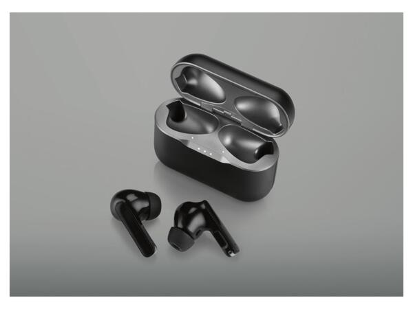 Silvercrest Wireless Headphones with Case