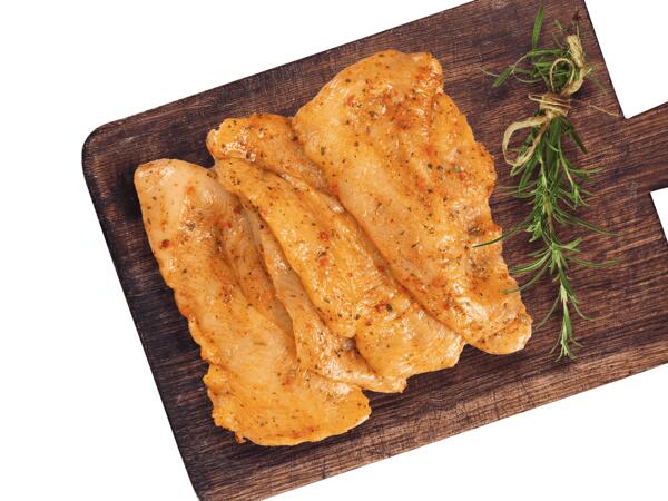 Frische Maishendl Filet-Schnitzel mariniert